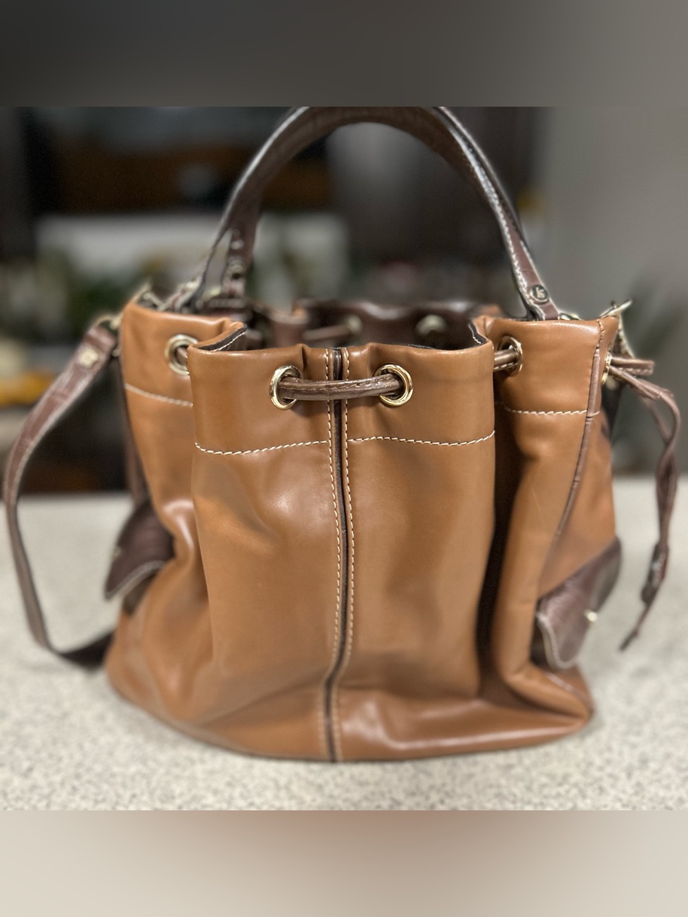 Liz Claiborne Vintage Dual-handle Slouchy Brown Bucket Bag